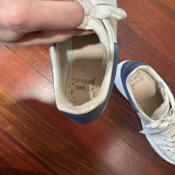 Alexander McQueen White and Navy Women's Oversized Sneaker missing insoles - Picture 10 of 11